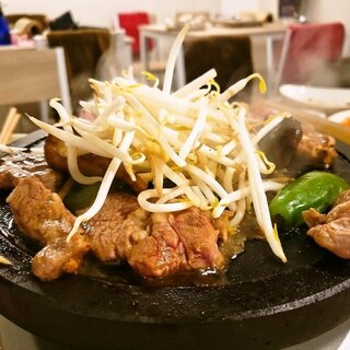 柔かくクセのない生ラムジンギスカン