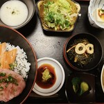 海然・鳥然 - トロ鮭ねぎトロロ丼