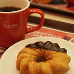 Mister Donut - クランツリング（チョコ）とコーヒー