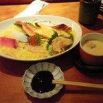 磯寿司 - ちらしランチ
