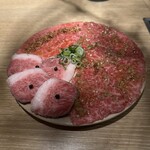 横浜焼肉kintan - 日本一美味しいKINTANトリプルサーロインユッケ