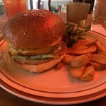 CRITTERS BURGER - 