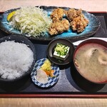 さくら水産 - 鶏の唐揚げ定食　880円