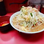 ラーメン二郎 - 小ぶたラーメン 900円+生たまご 50円
