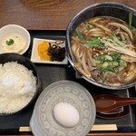 手打麺処 美和 - 料理写真:牛鍋定食