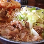 Shingen - ランチは吉田うどん。キャベツとコシのあるうどん…癖になる食感で、安くてうまい(^o^)/@甲州市 信玄うどん