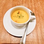 ブラッスリー・ル・リオン - かぼちゃのスープ
