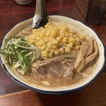 ラーメンたか - 料理写真: