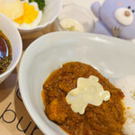 bubble - スパイスバターチキンカレー
スープ、サラダ、ドリンク付
￥1200

10種のスパイスをブレンドしてます。