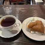 カフェ GOTO - タルトタタンとアメリカン。