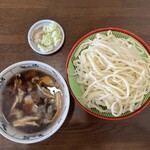 うどん そば　ふみ - 料理写真:肉きのこ汁うどん①