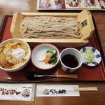 ばんどう太郎 - 料理写真:ミニ丼ランチ 1045円、麺大盛り 165円