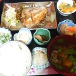 徳地屋 - 料理写真:かれい煮付定食770円
