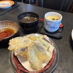 こだわりの廻転寿司 金沢まいもん寿司 - 