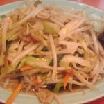 丸吉飯店 - 肉野菜炒め ６５０円(税込)(2013年12月25日撮影)