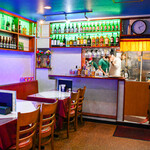 アジアンダイニング&バー 花 - 店内全景