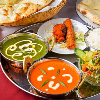 Don't miss the [lunch set] where you can choose from 9 types of curry ◎Children's set available