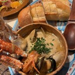 二階の洋品店 - 贅沢な海鮮のアヒージョ♪