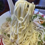 ラーメン 魁力屋 - 麺