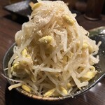 炉端処 一心 - もやしナムル