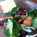 トラットリア・築地パラディーゾ - サラダ