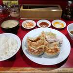 えのけんラーメン - 餃子定食