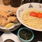 三田製麺所 - たまごかけ麺には、小ライスが自動でつきます