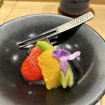 梅田 鮨 よこ田 - 