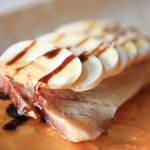 連理 - カジキマグロの炙り焼き、ホワイトマッシュルームのサラダ