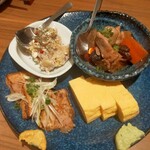 Yakigushi To Obanzai Okatte - おばんざい全部盛り(さつまいもとクリームチーズ和え、筑前煮、チャーシュー、卵焼き)