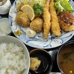 喜文 - ミックスフライ定食。1,400円