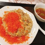 中華料理 丸鶴 - とび子炒飯