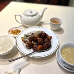中国飯店 - 黒酢の酢豚定食