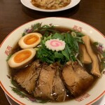 中華そば 十壱 - 特製中華そば(醤油) 中   850円