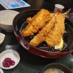Teishokuya Gatten Kanagawano Sakana - 海鮮フライ定食(鯵・イカ・海老)¥1300