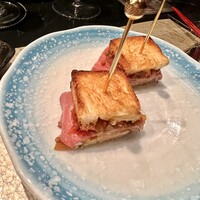 HIKARI - デニッシュバーガー　自家製ピクルス