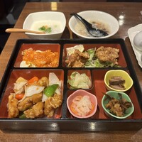 中国料理 青冥 堂島本店 - スペシャルセット(1,500円)
                    小菜3種･サラダ･海老のチリソース･酢豚
                    若鶏の唐揚げ･お粥･漬物･スープ･杏仁豆腐