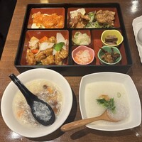 中国料理 青冥 堂島本店 - スペシャルセット(1,500円)
                      小菜3種･サラダ･海老のチリソース･酢豚
                      若鶏の唐揚げ･お粥･漬物･スープ･杏仁豆腐