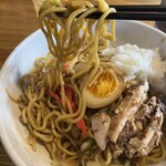 Ra-Men Takezou - 麺は太め