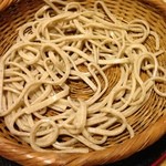 赤間茶屋 あ三五 - 田舎そば（通常より歯ごたえがあるように厚めで切ってもらってます）