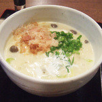 慈げん - クリーミーチーズうどん(小盛り780円)