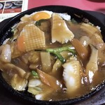 中華レストラン八宝 - 料理写真:鉄板あんかけチャーハン大盛り。