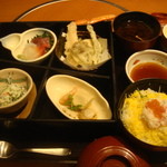 Washoku Sato - 冬の膳、かに、いくら丼