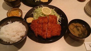 Kuniichi - ロースかつ定食