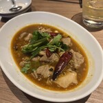 ジュウバー - モツ煮