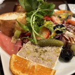 立ち飲み食堂 ウルトラスズキ - 