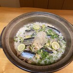 Washoku Dainingu Mihana - 秋刀魚の土鍋ご飯