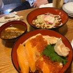 Sushi Izakaya Yataizushi - 