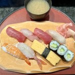 しほう田 - にぎり鮨ランチ … ¥1,300円（税込）