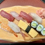 しほう田 - にぎり鮨ランチ … ¥1,300円（税込）